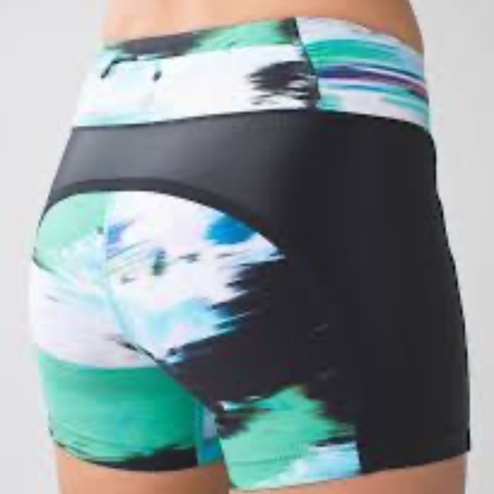 Lululemon Water: Sun & Swim women’s swim shorts Pigment Wind Dragonfly Sz S - Picture 2 of 8